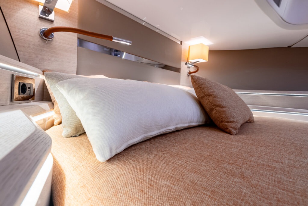 Upholstery for Boats - PACYFIC - Boat Upholstery 53 Pacyfic Pilot Seats DSC01484 HDR