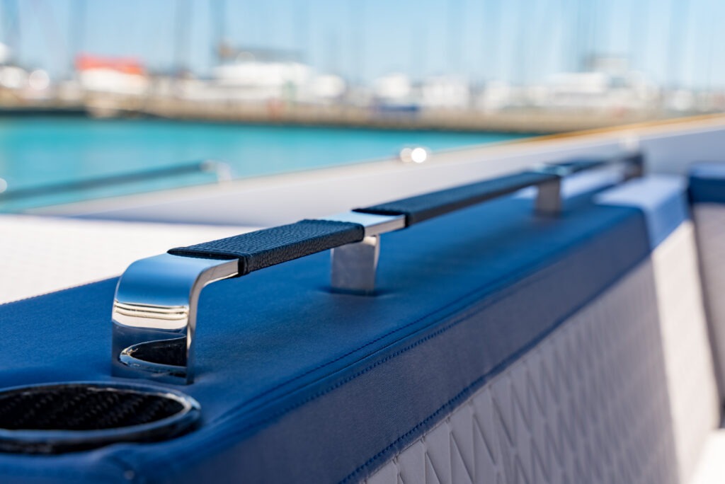 Upholstery for Boats - PACYFIC - Boat Upholstery 46 Pacyfic Pilot Seats DSC06642 2