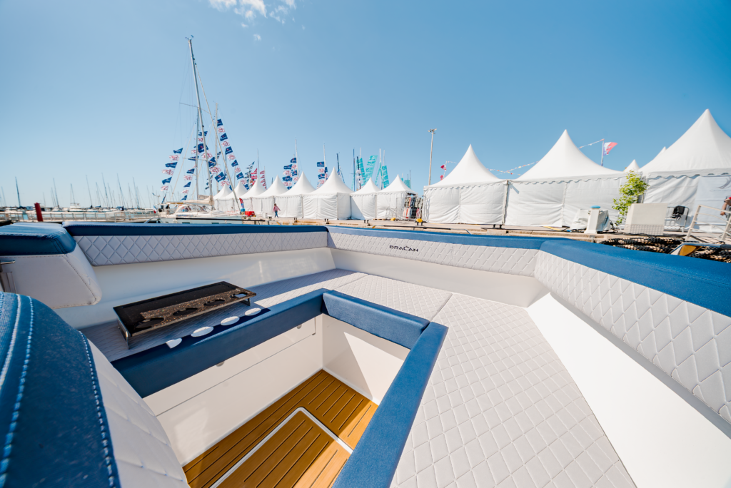 Upholstery for Boats - PACYFIC - Boat Upholstery 6 Pacyfic Pilot Seats Dracan 42 Premium Yacht Upholstery 4 1