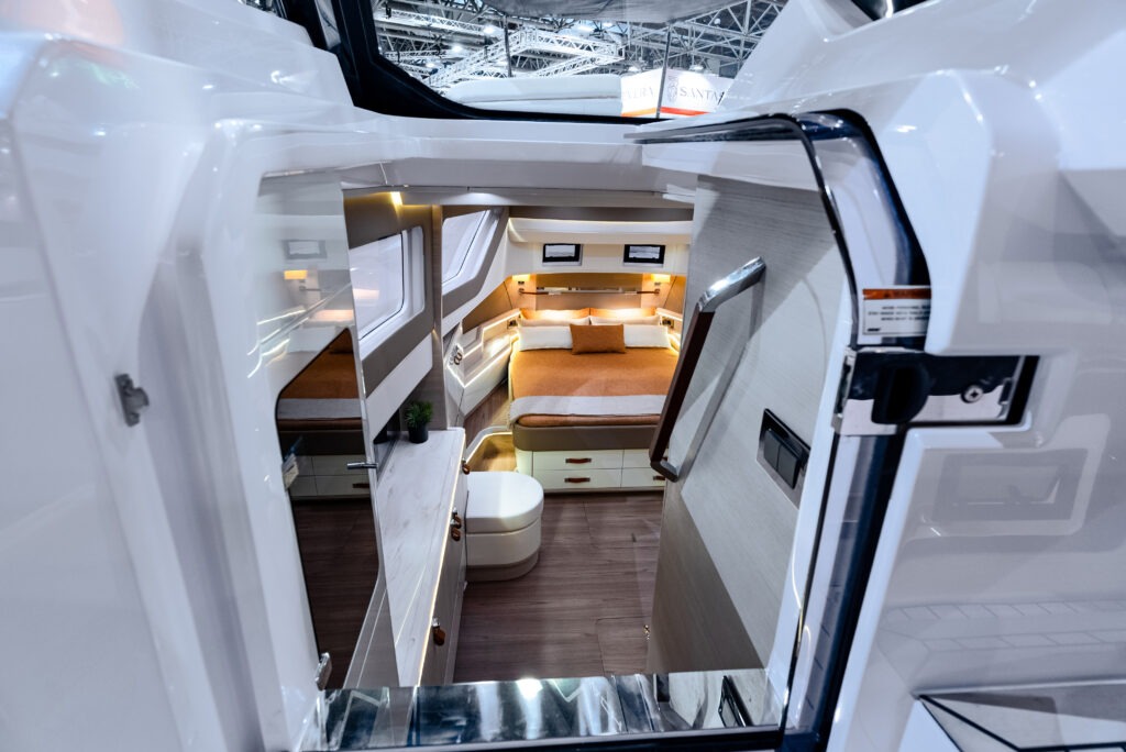 Upholstery for Boats - PACYFIC - Boat Upholstery 36 Pacyfic Pilot Seats Level 43 ST Yacht Upholstery Interior 1 3