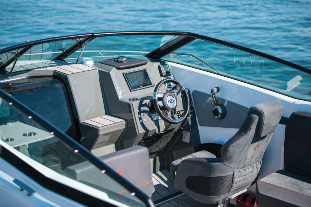 Pacyfic Pilot Seats N660 małe