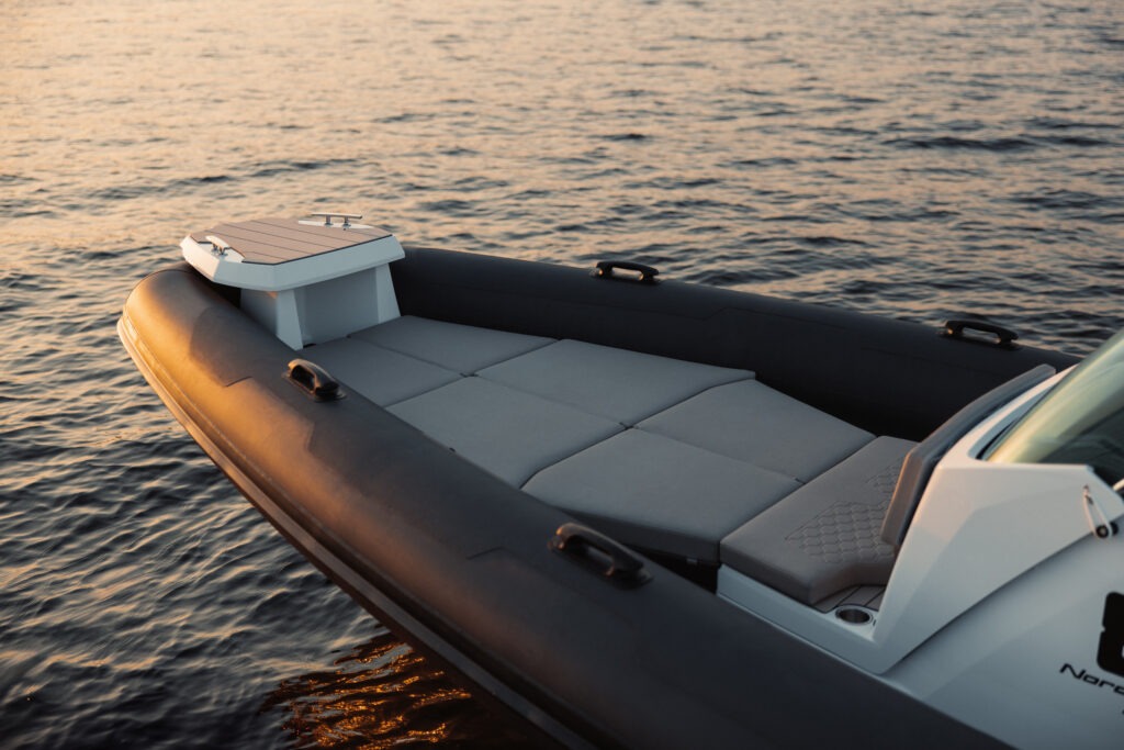 Upholstery for Boats - PACYFIC - Boat Upholstery 8 Pacyfic Pilot Seats Nordkapp Boat Yacht Upholstery 2