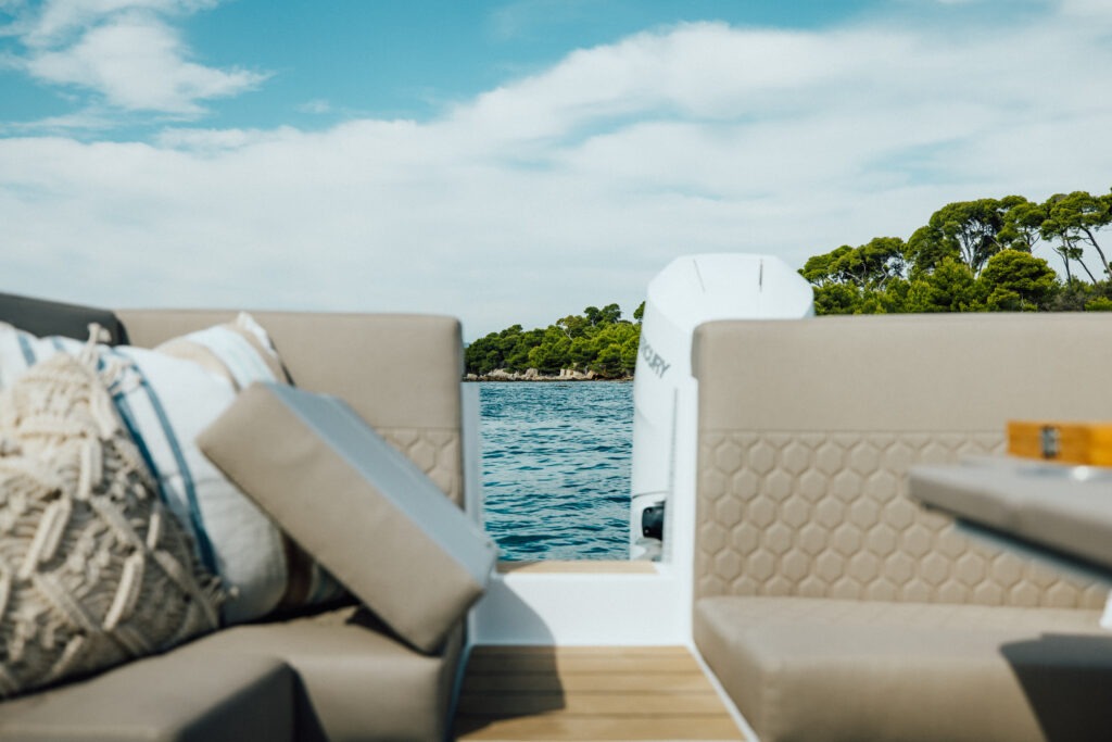 Upholstery for Boats - PACYFIC - Boat Upholstery 13 Pacyfic Pilot Seats Nordkapp Boat Yacht Upholstery 7