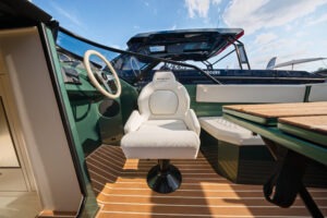 Pacyfic Pilot Seats Pilot Seat Mongird Boat 1