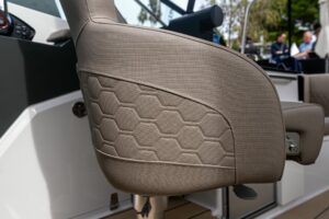 Pacyfic Pilot Seats Pilot Seat Nordkapp Boats 3