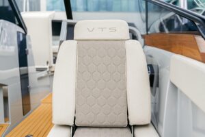 Pacyfic Pilot Seats Pilot Seat VTS Boats 3